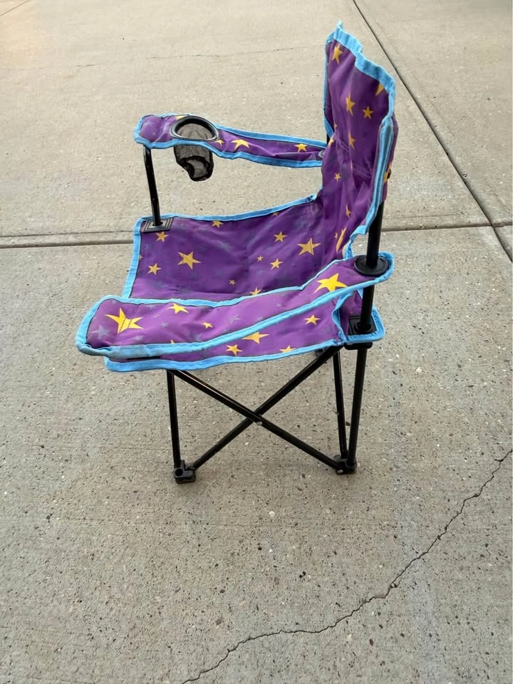 Coleman Kids' Folding Camping Chair with Stars - photo 3