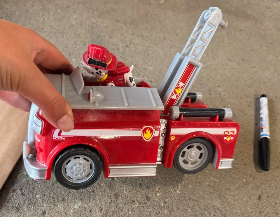 Paw Patrol Marshall's Fire Engine Toy - photo 2