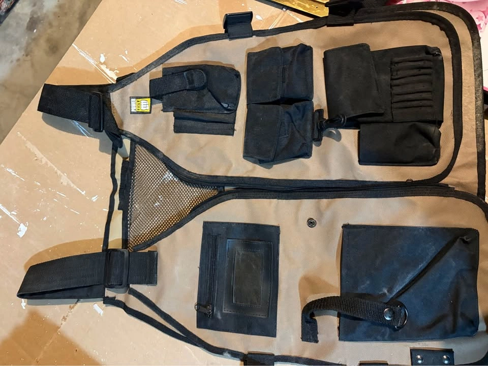 Tool vest for working handy man - photo 2