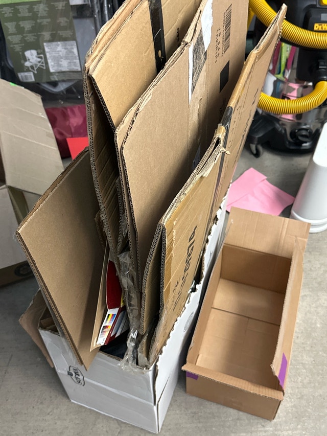 Moving boxes - photo 2