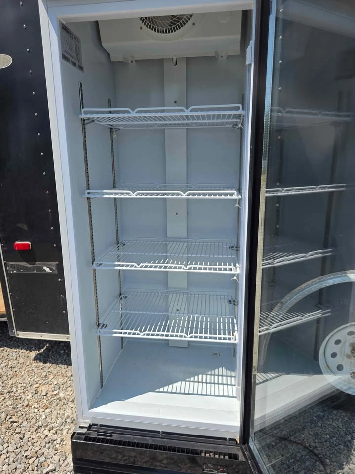 New Air NGR-036-H Commercial Glass Door Merchandiser Refrigerato - photo 4
