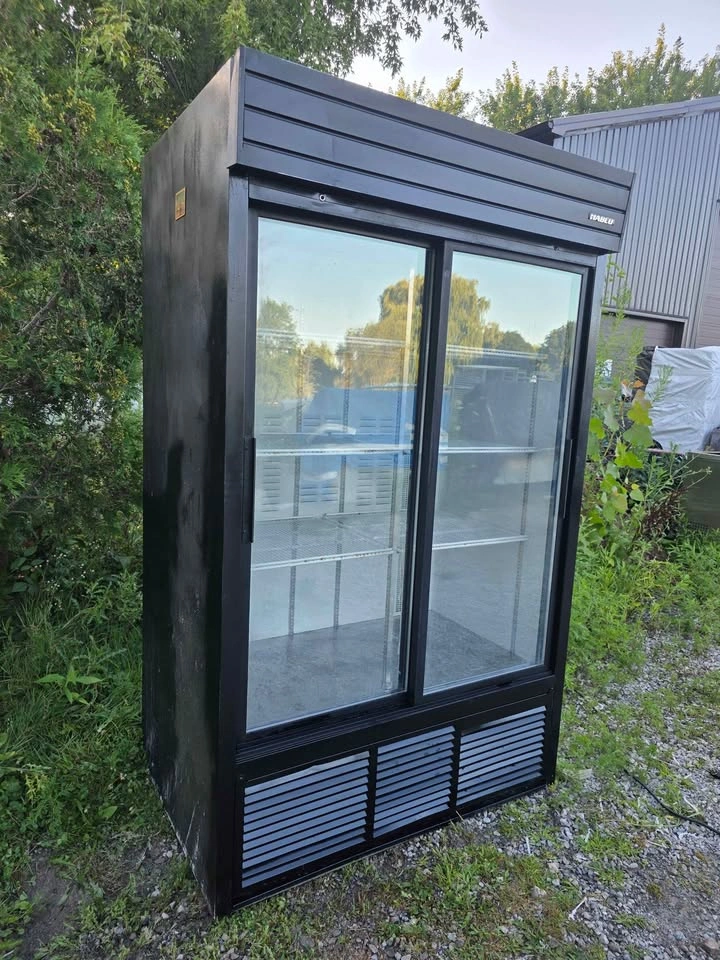 Habco SE42 2-Door Sliding Glass Commercial Display Cooler - photo 2