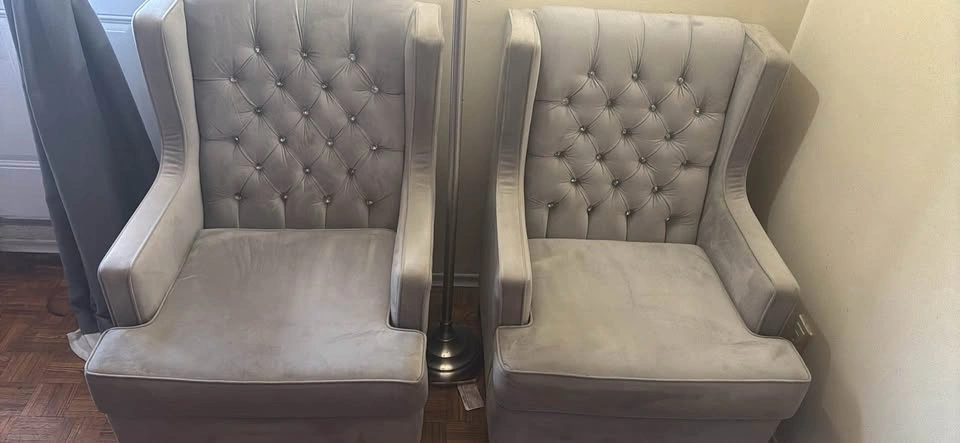 Sofa and 2 armed chairs - photo 2
