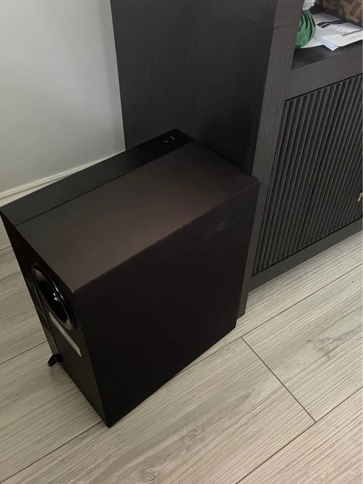 SAMSUNG 2.1 B SUBWOOFER AND SOUNDBAR SET - photo 2