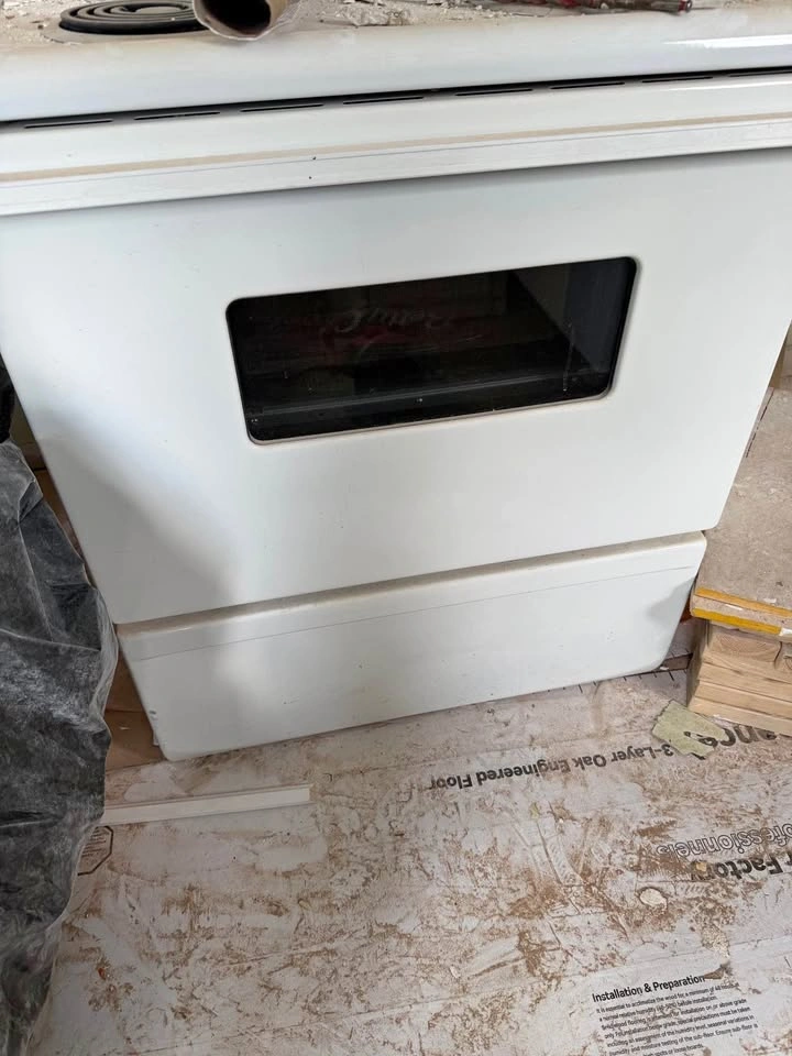 Stove need gone asap