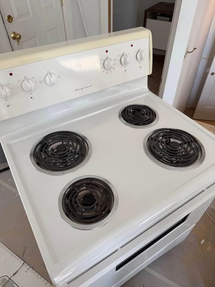 Stove need gone asap - photo 2