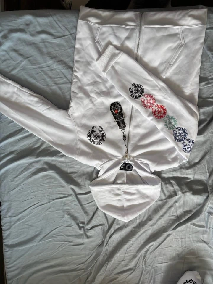 Chrome Hearts Zip-Up Hoodie - photo 3
