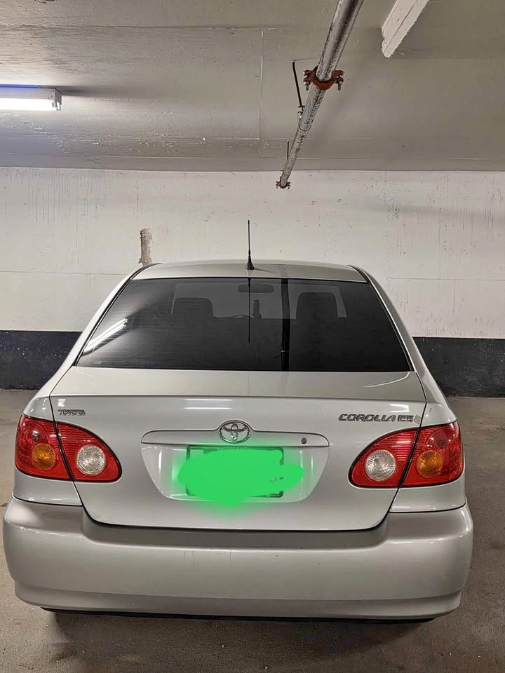 2004 Toyota Corolla