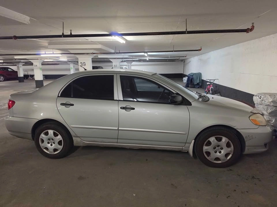 Toyota Corolla CE 2004 - photo 4
