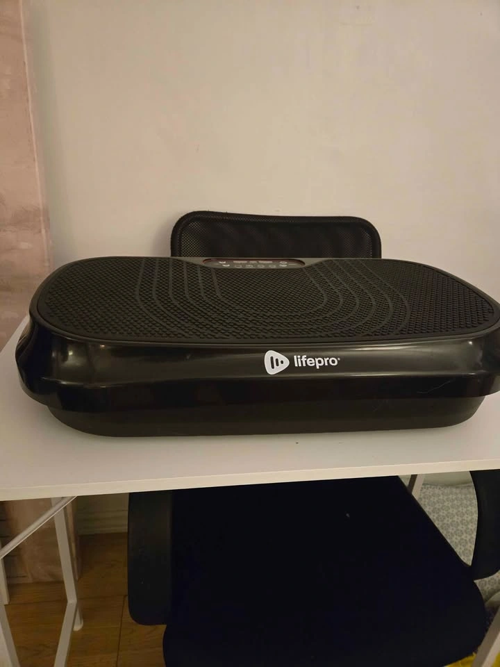 Lifepro Vibration Plate - photo 3