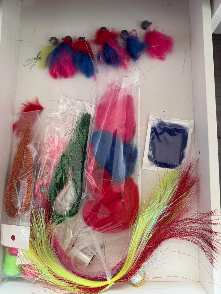 Jig/fly tying supplies - Trade for salmon gear