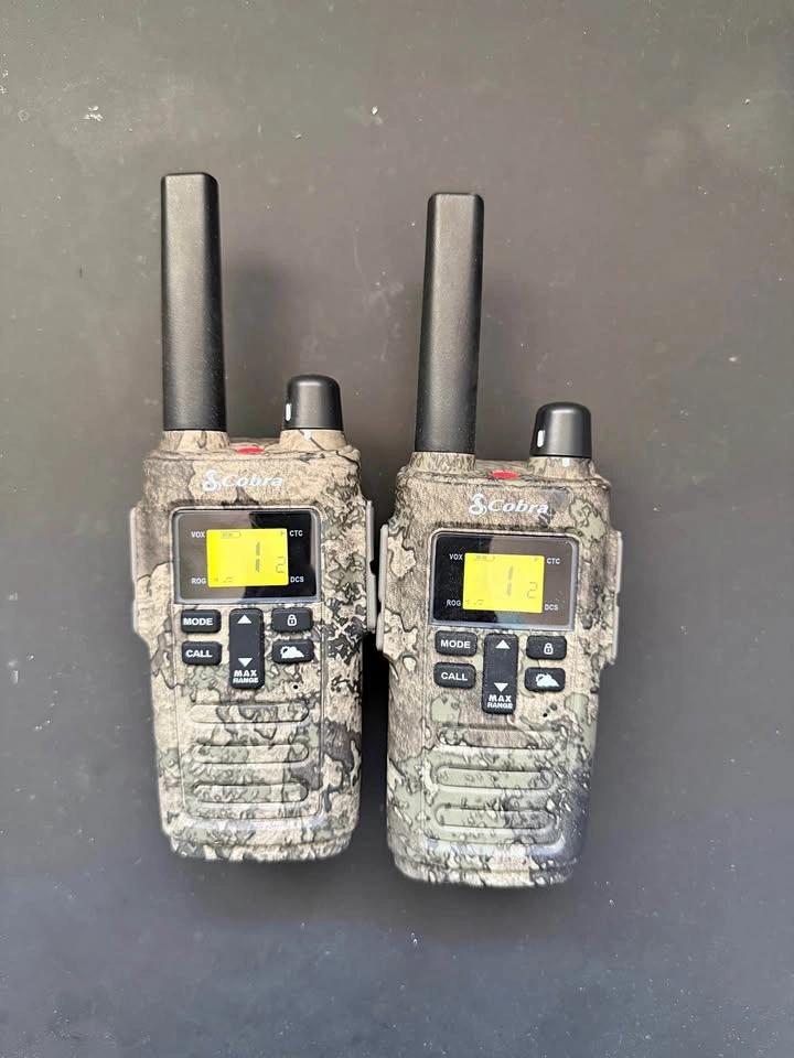 Cobra RX380TTC Camouflage Walkie Talkie Radio