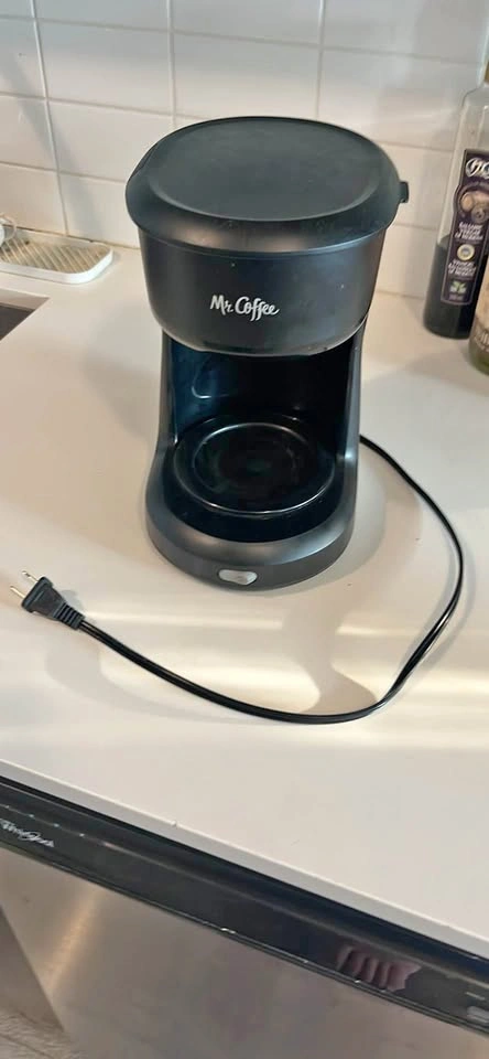 Coffee maker (25oz)