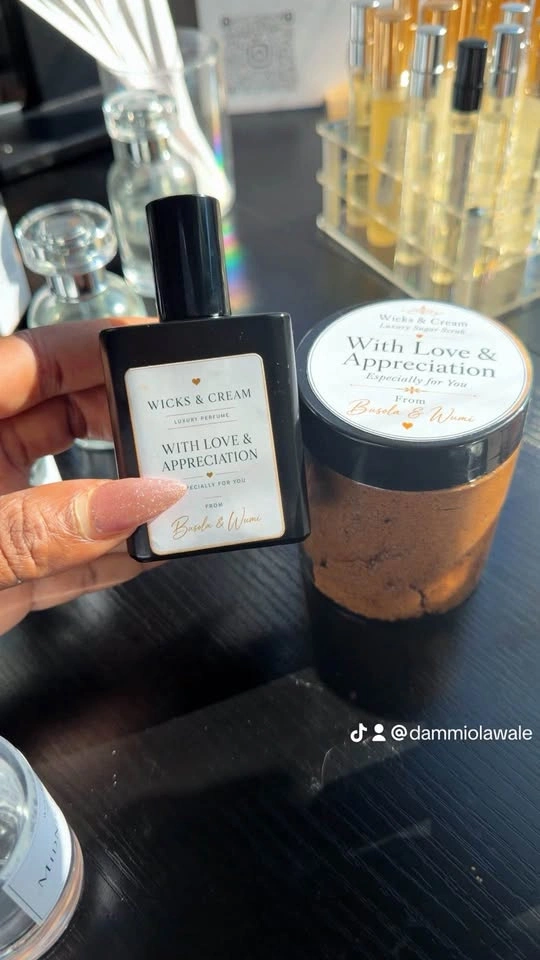 Luxury Perfume & Customized Sugar Scrub Gift Set - photo 3