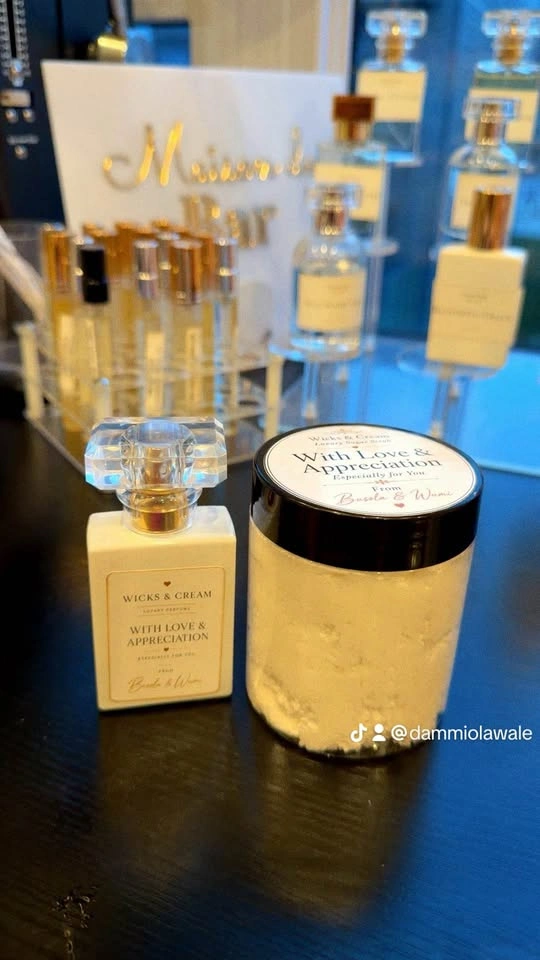 Luxury Moisturizing Sugar Scrub - photo 3