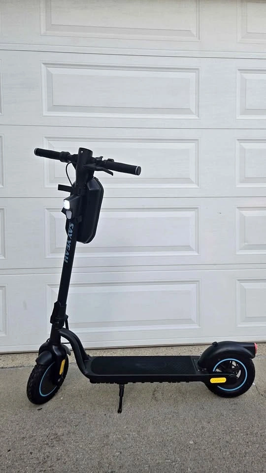 SAYYEAH Electric Scooter