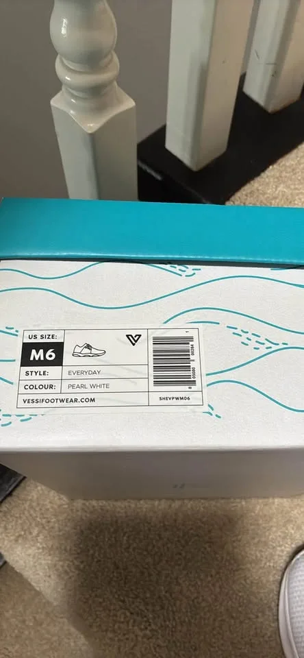 Vessi everyday shoes image indicator(2)