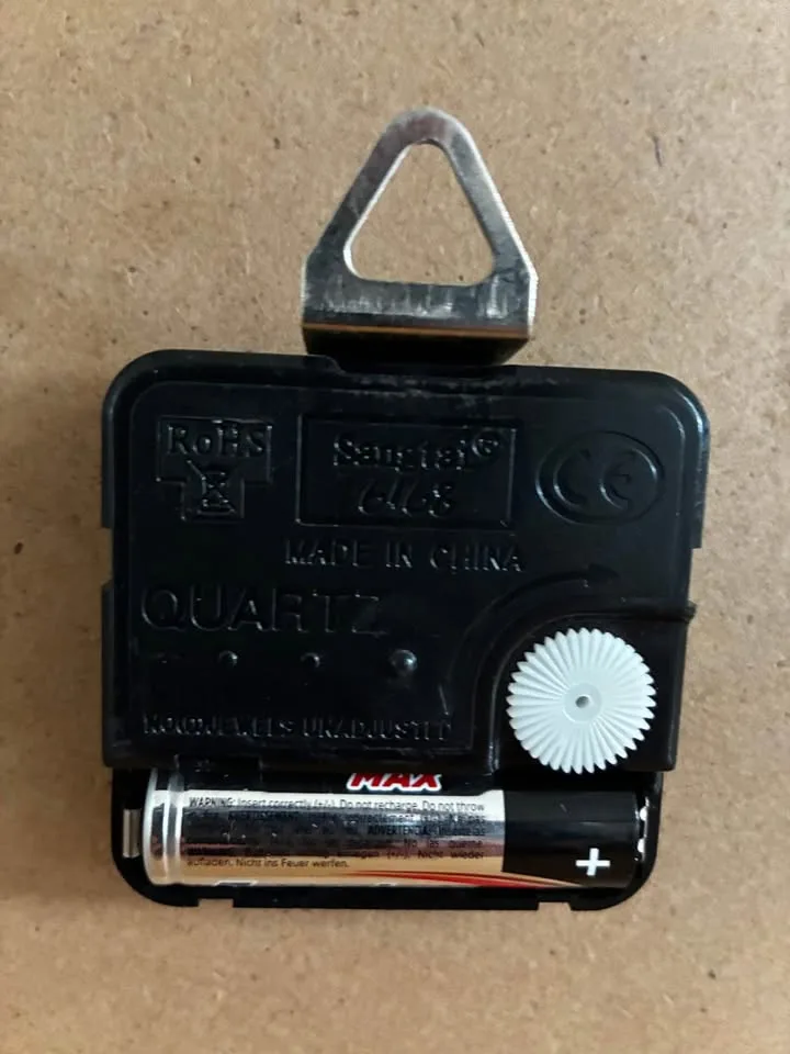 Purple wall clock image indicator(3)