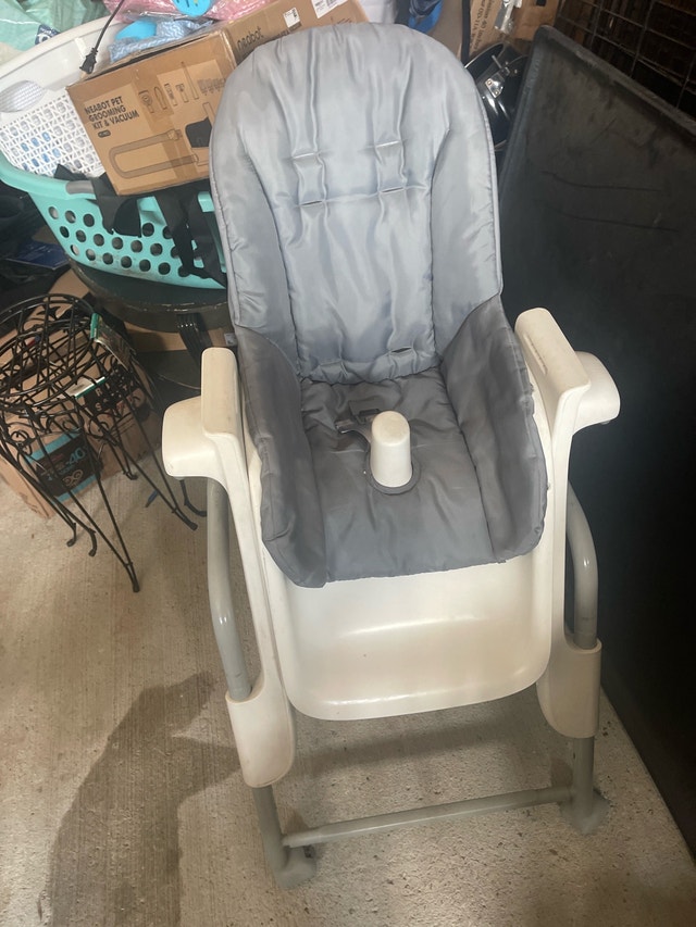 feeding chair - photo 2