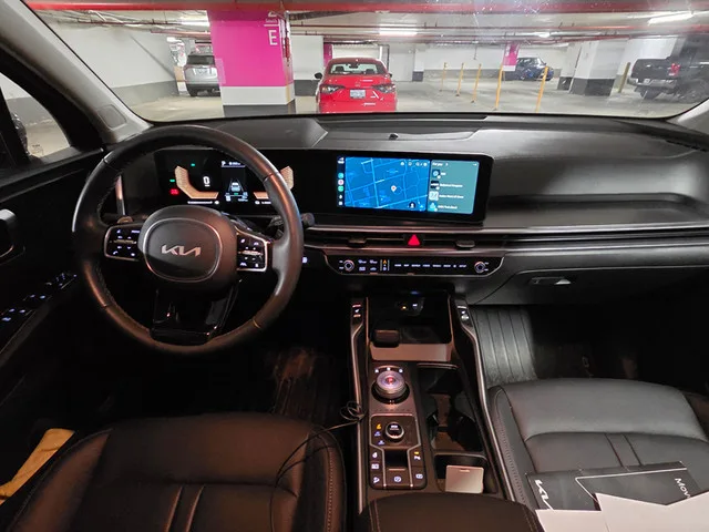 Lease Takeover *2025 Kia Sorento Hybrid EX AWD+$1,000 Incentive* image indicator(8)