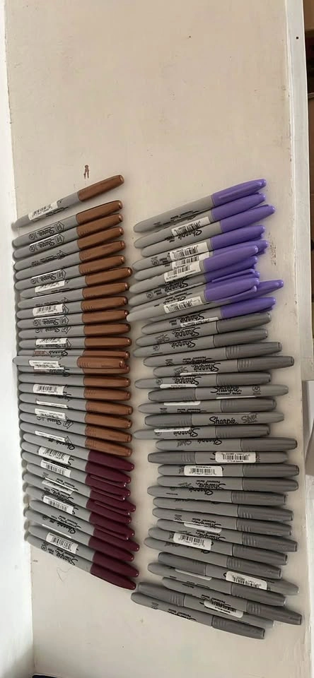 60+ Sharpies