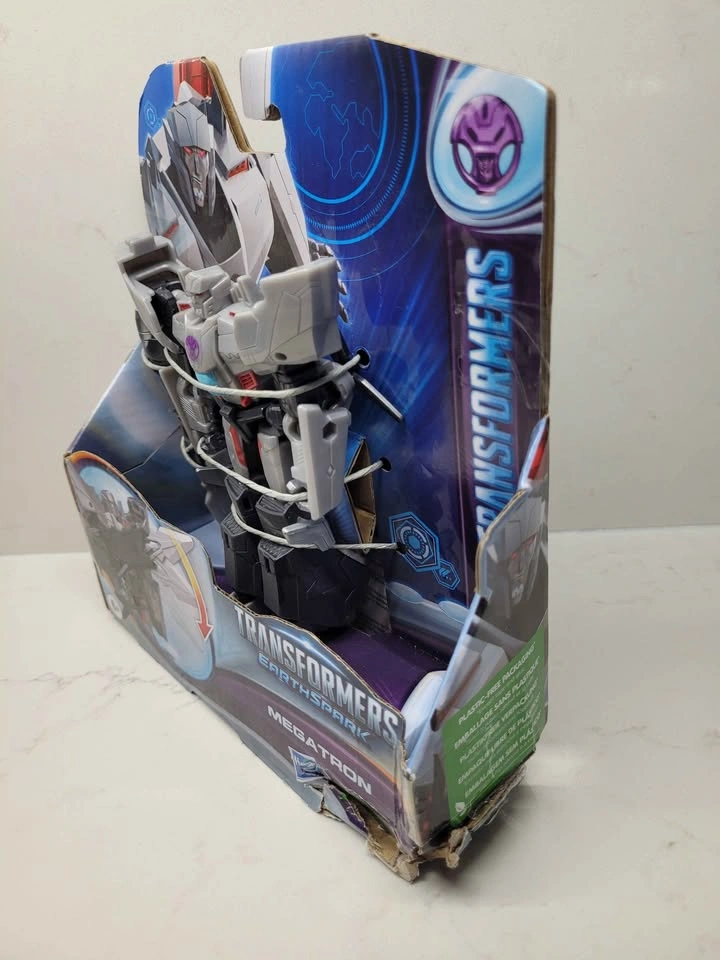 Transformers EarthSpark Warrior Class Megatron - photo 3