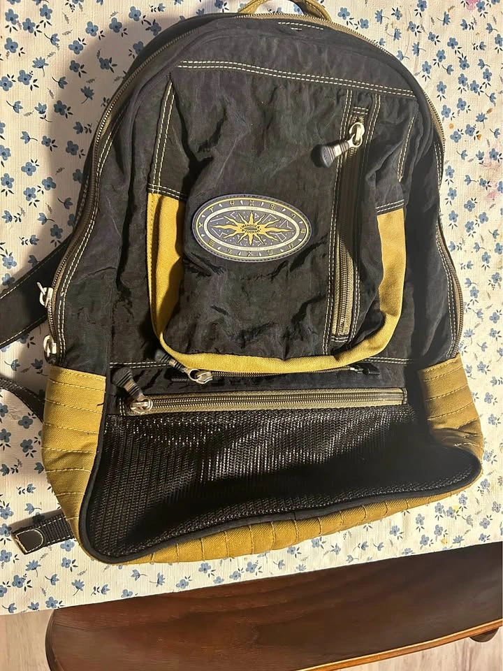 Mendoza Black and Olive Green Backpack