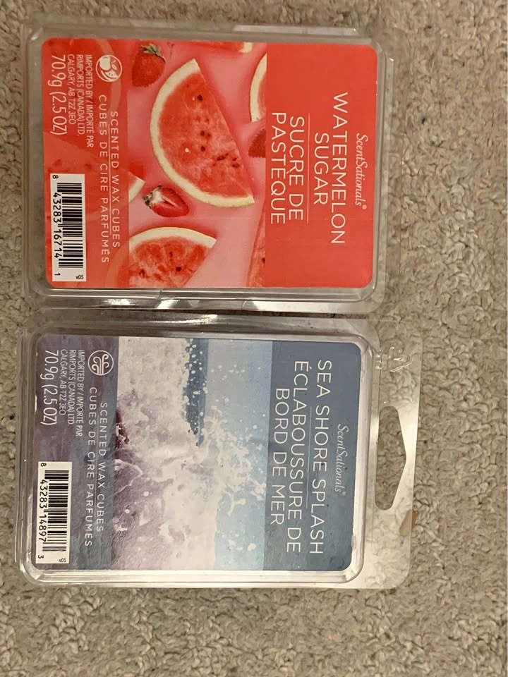 2x scented wax cubes