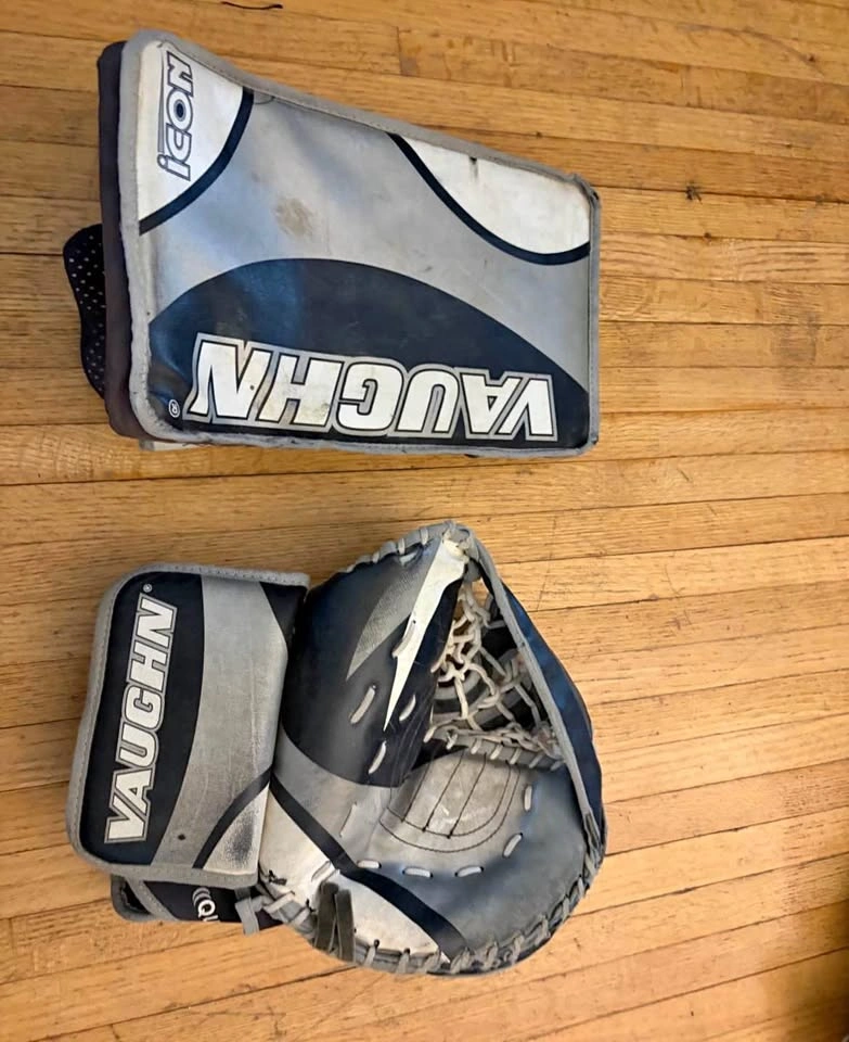 Street Hockey - Left Goalie Catcher + Right Blocker Combo