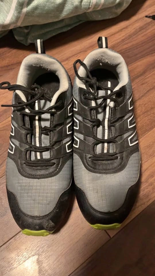 Trail Running Shoes - EU 39