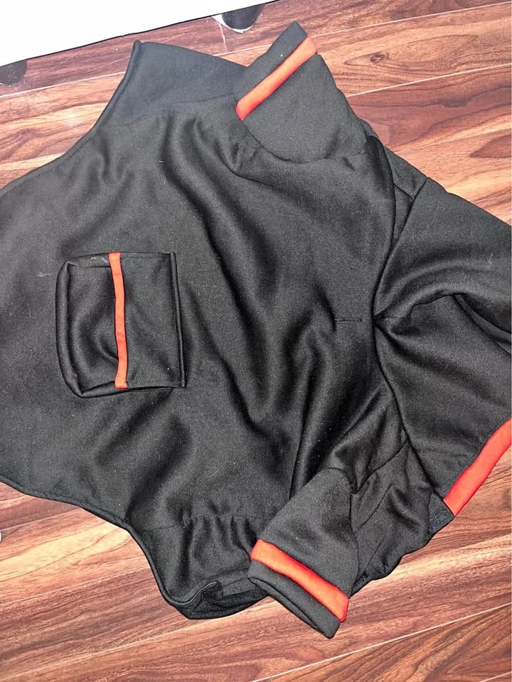M / L Dog Sweater