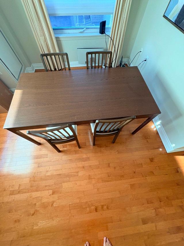 IKEA Extendable Dining Table - photo 3
