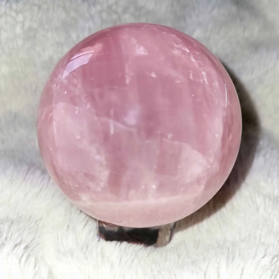 Rose Quartz Sphere - Large image indicator(4)