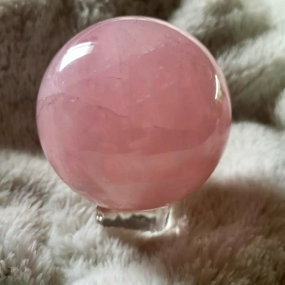 Rose Quartz Sphere - Large image indicator(7)