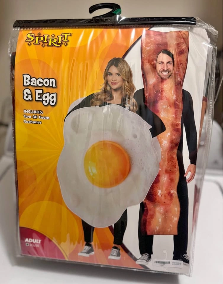 Bacon & Egg costume (Spirit Halloween)