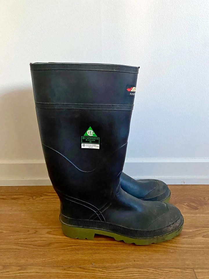 Rubber Boots - Steel toe, CSA Approved, size 11