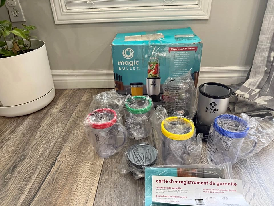 Magic Bullet 17-Piece Blender Set – Brand New in Box