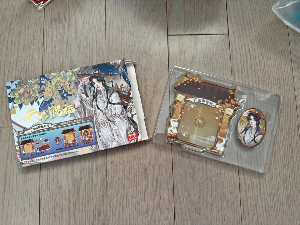 Xie Lian Badge + stand TGCF heaven officials blessing blind box