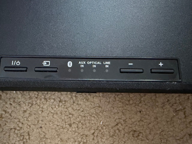 RCA 37" Bluetooth Soundbar (Model RTS7010B-E1) - photo 5