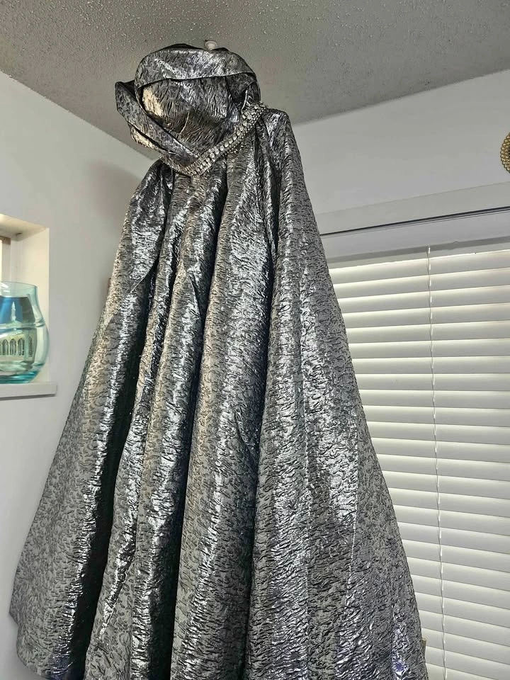 Macduggal dress size 6