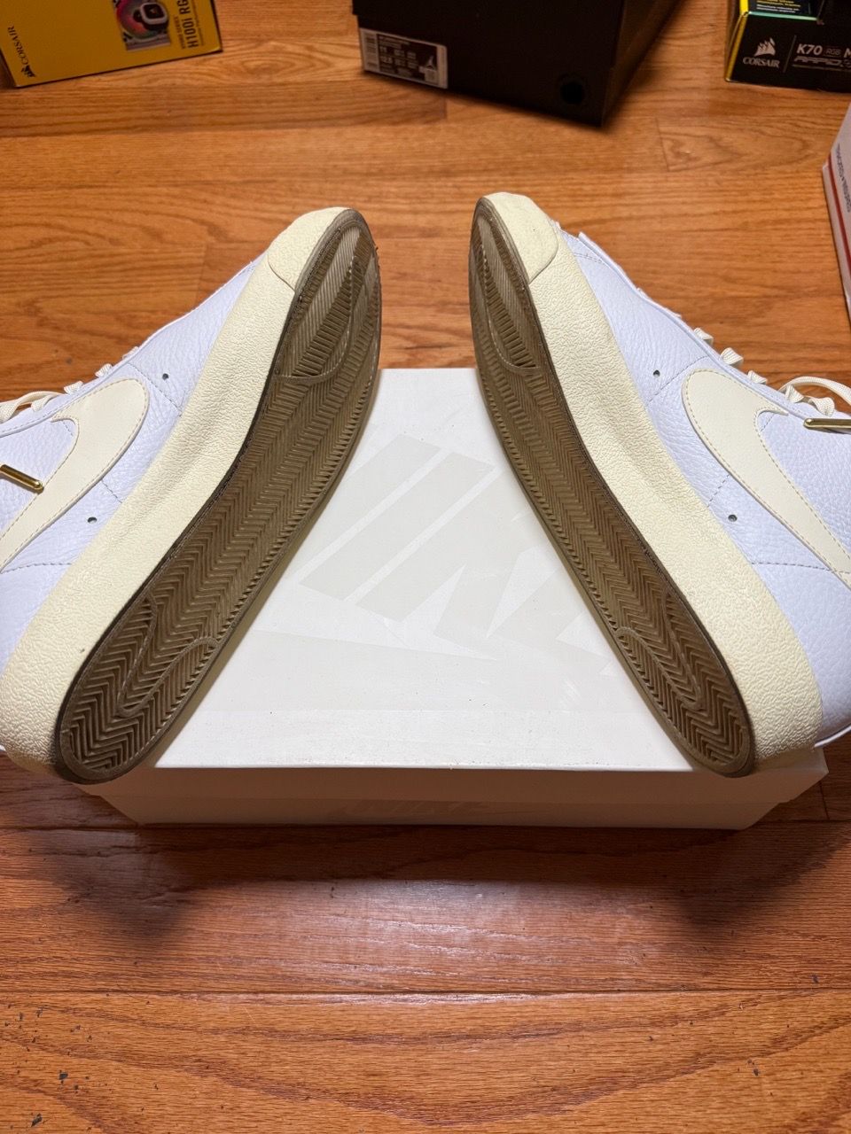 2021 Nike Blazer Mid 77 Vintage Popcorn Men’s Size 11 - photo 4