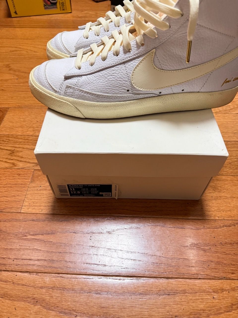 2021 Nike Blazer Mid 77 Vintage Popcorn Men’s Size 11 - photo 5