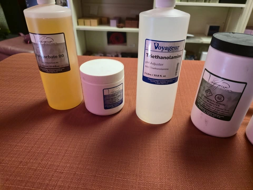 Voyageur DIY Soap & Cosmetic Supplies Bundle - photo 3