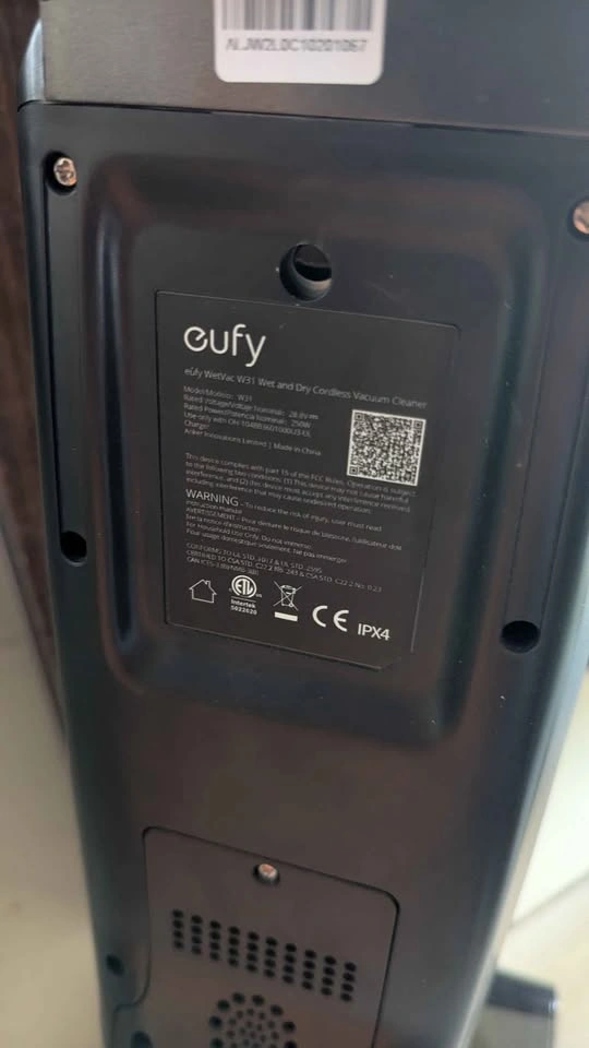 NOT WORKING- eufy WetVac W31 Wet and Dry Cordless Vacuum - photo 2