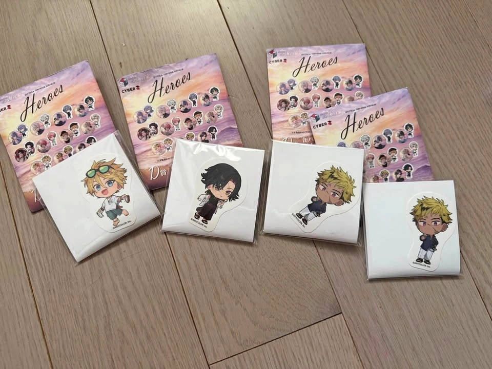 Krisis Nijisanji EN sticker + can badge