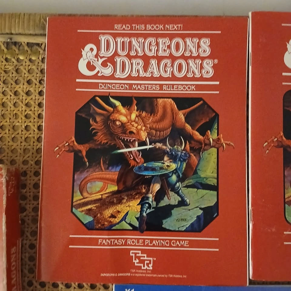 1980's Dungeons and Dragons Book Collection - photo 2