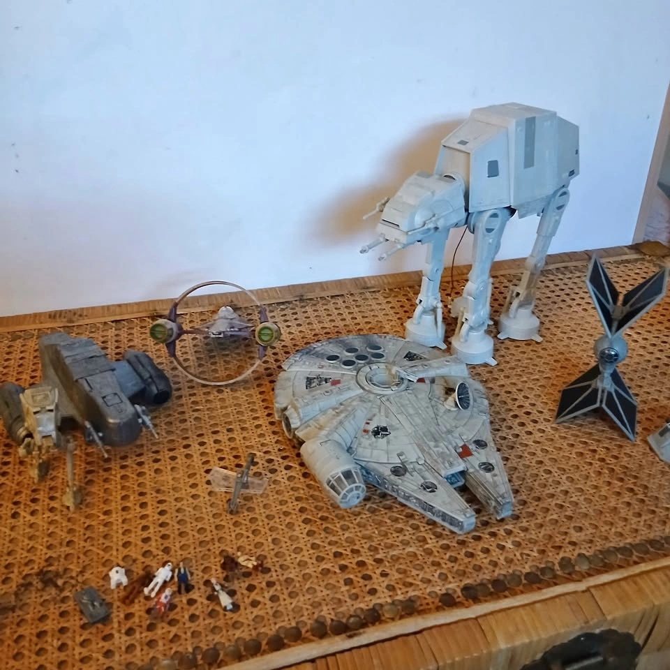 Star Wars Micro Galaxy Squadron Loose Lot - 6 Vehicles, 9 figs