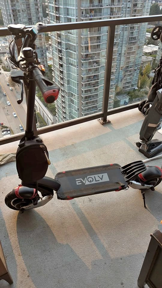 EVOLV Pro Electric Scooter