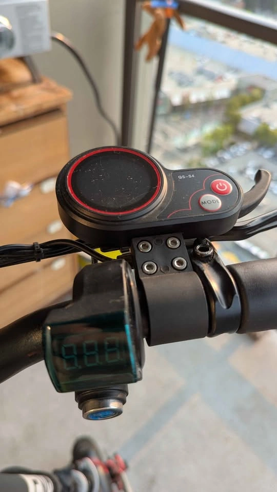 EVOLV Pro Electric Scooter - photo 2
