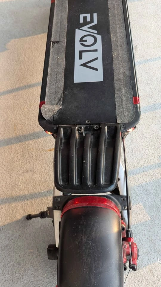 EVOLV Pro Electric Scooter - photo 5